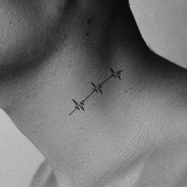 Tatouage de battement de coeur à trois vagues - Image 4