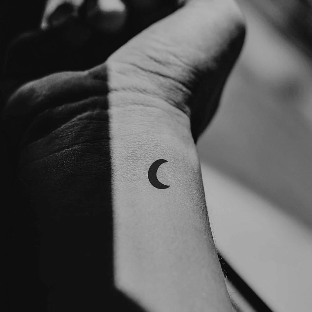 Tatouage Lune remplie