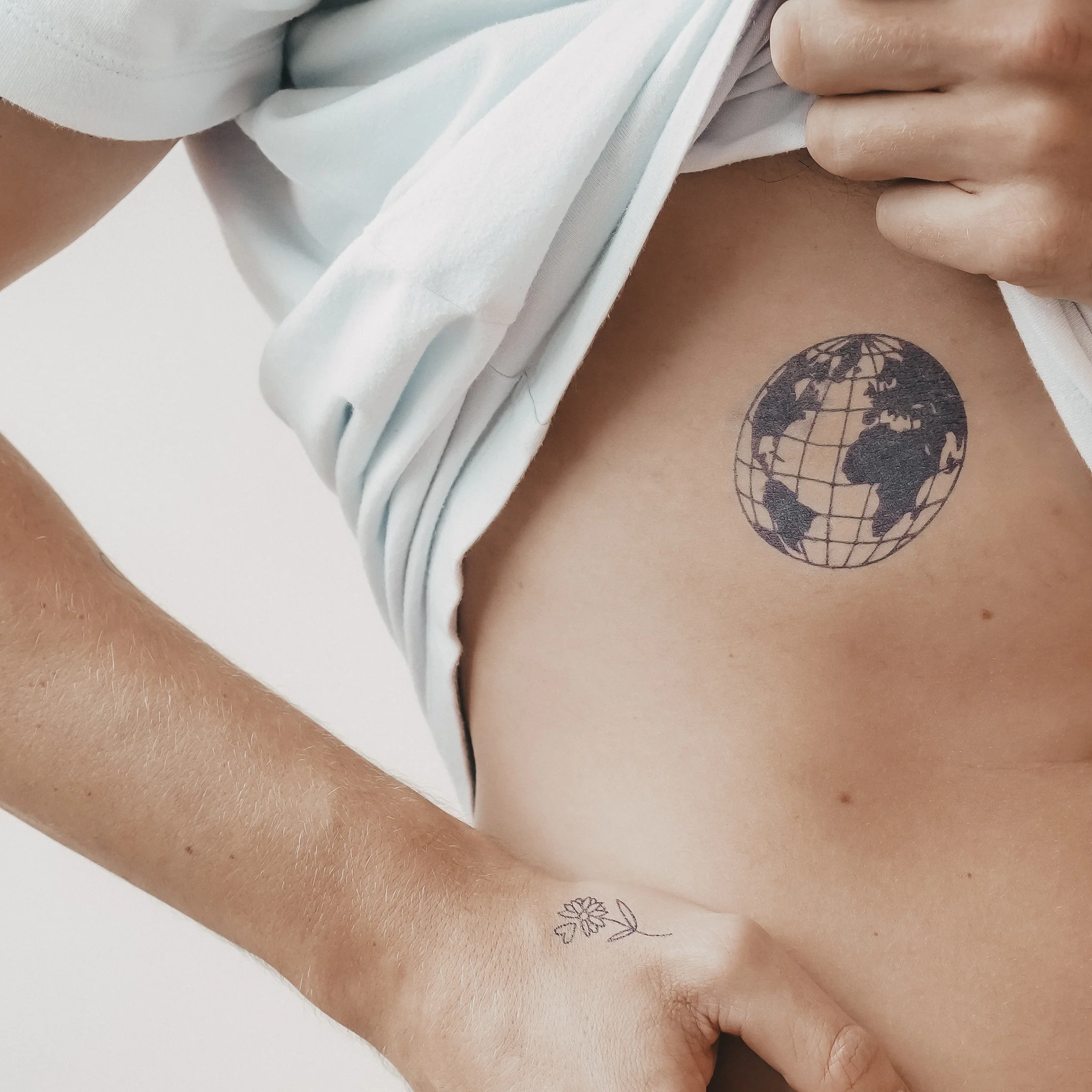 Globe terrestre avec degrés latéraux - Image 5