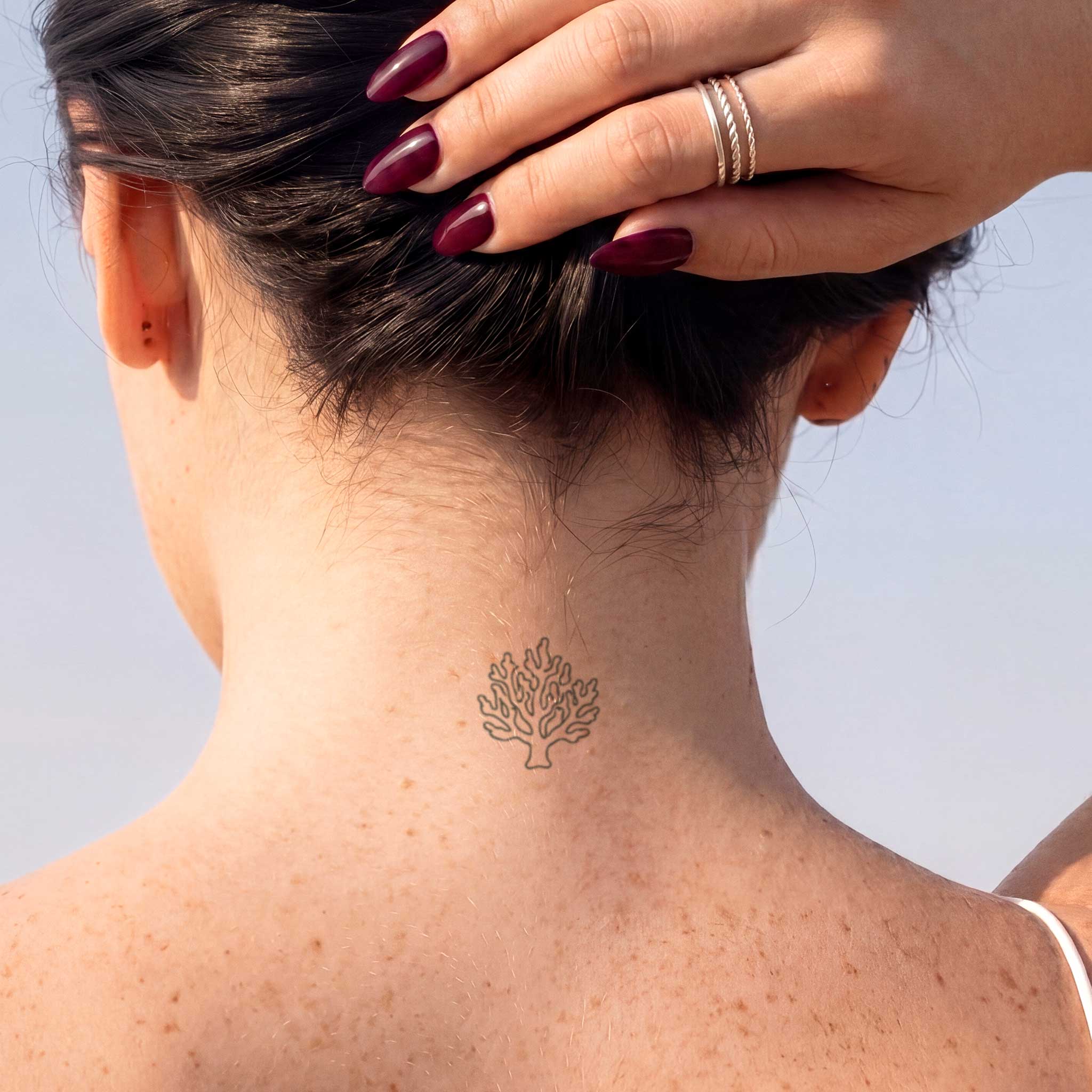 Petit tatouage corail