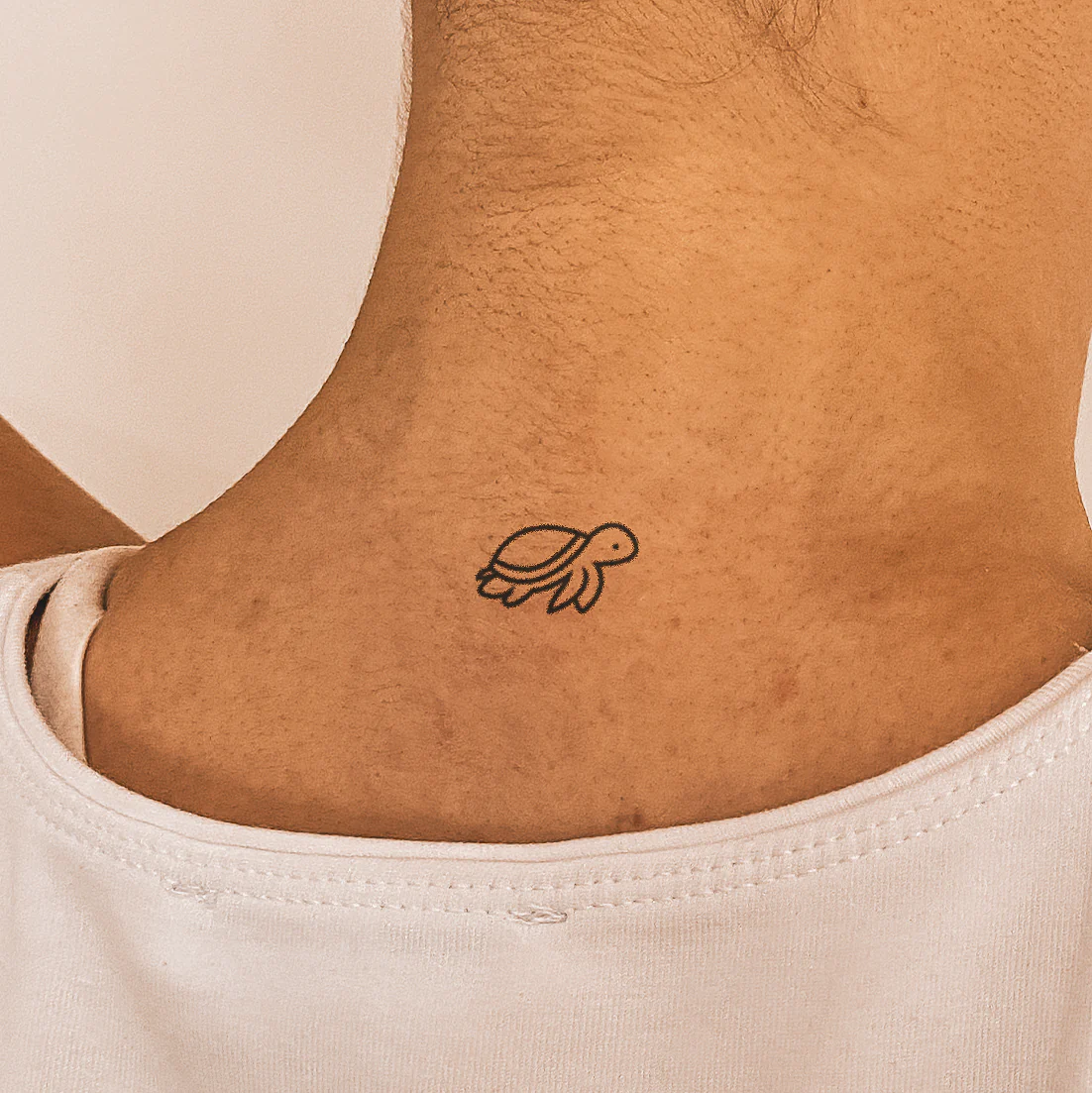 Tatouage petite tortue
