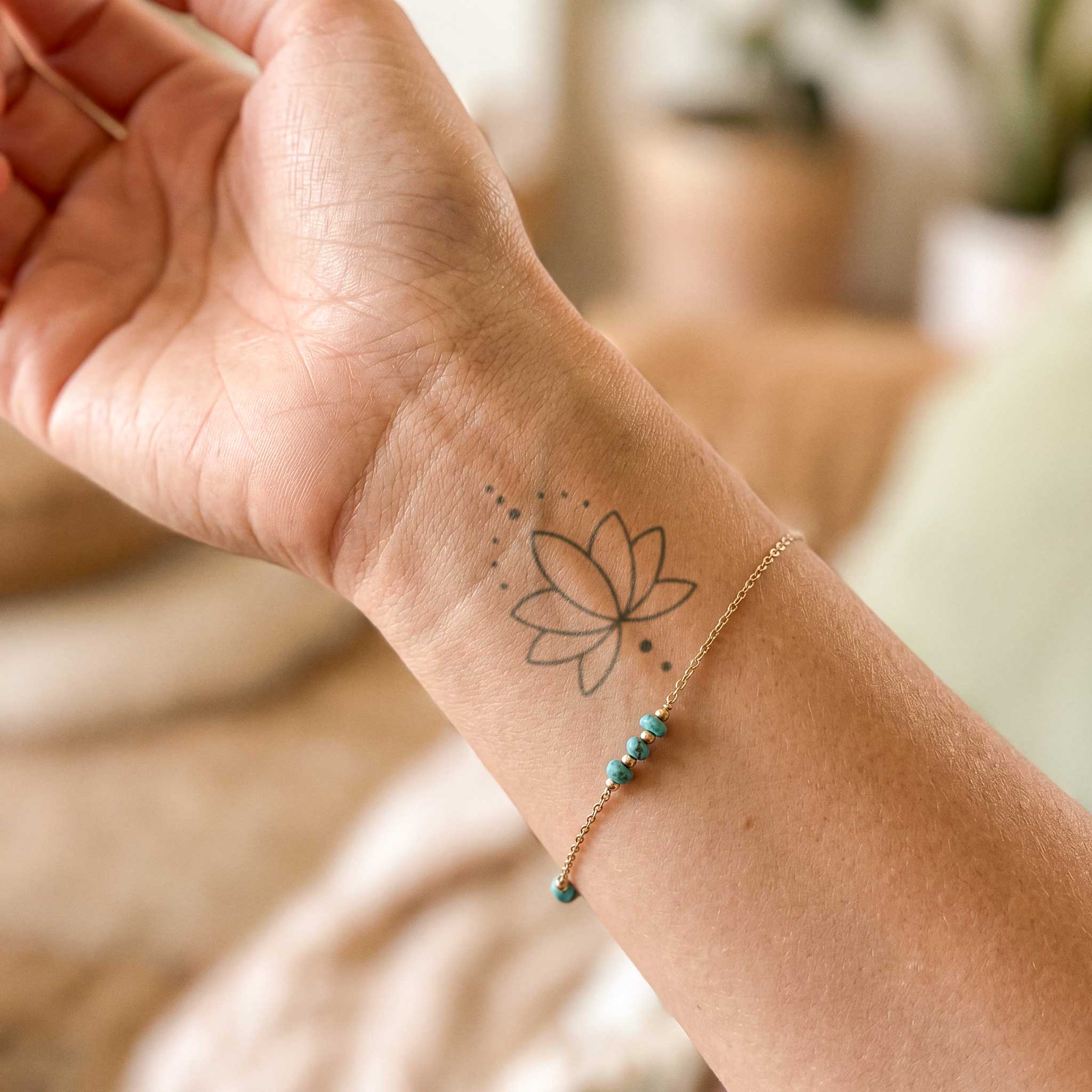 Petit tatouage lotus