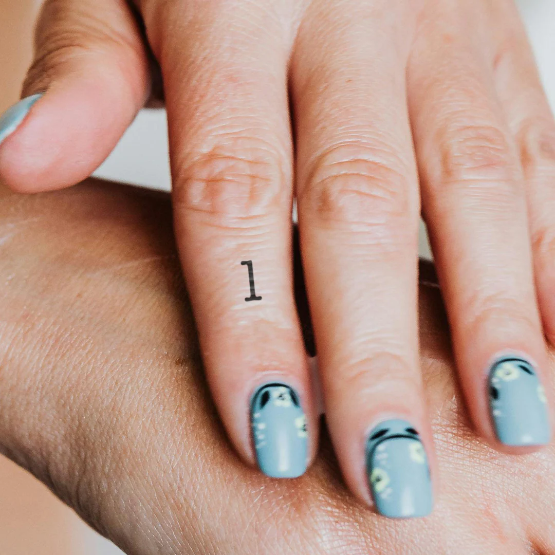 l - tatouage minuscule - Image 3