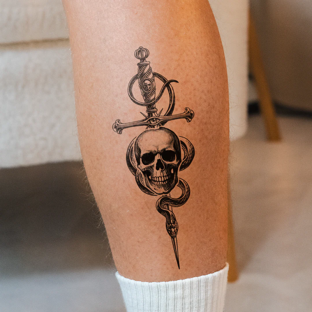 Tatouage Dague & serpent
