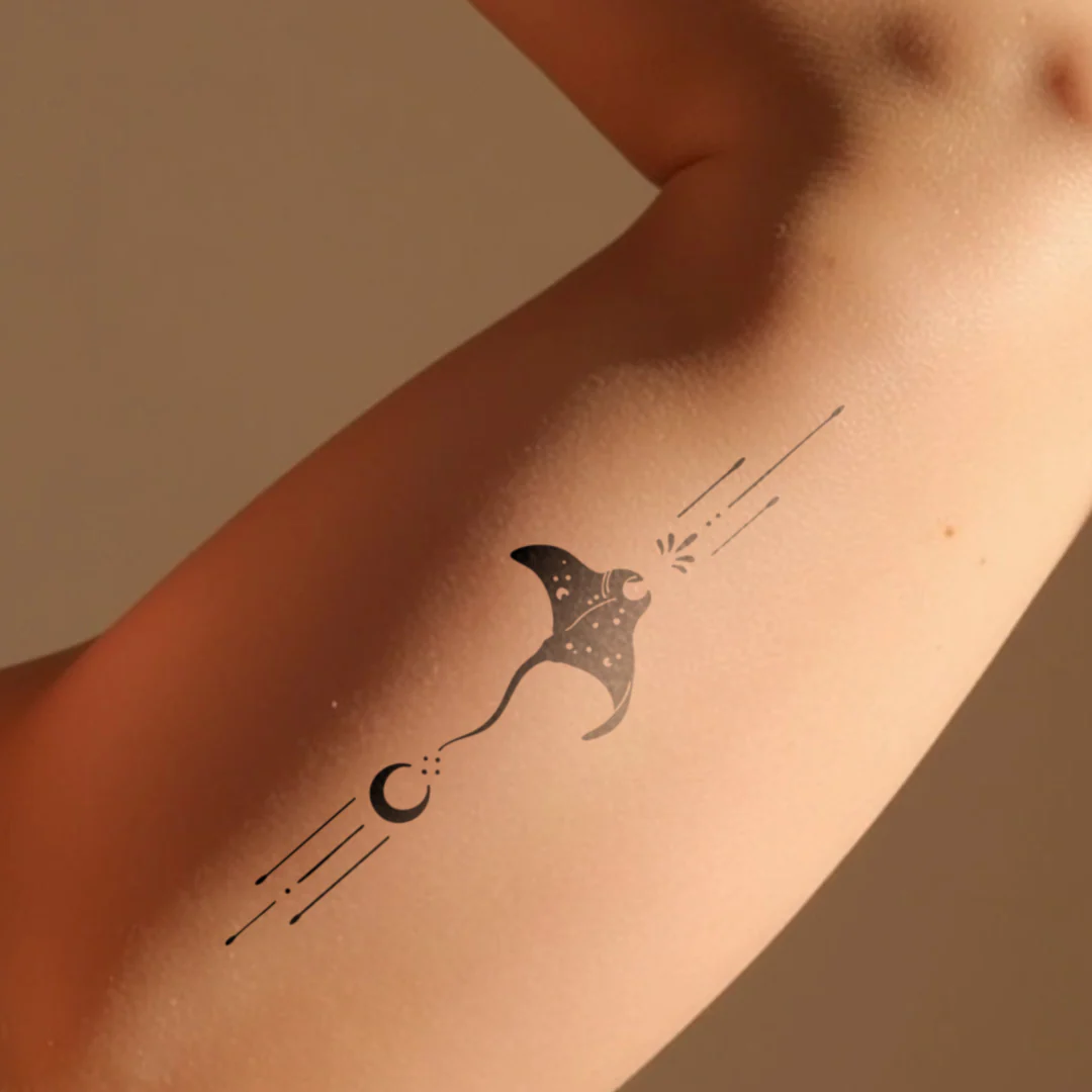 Tatouage Ornement de Raie Manta